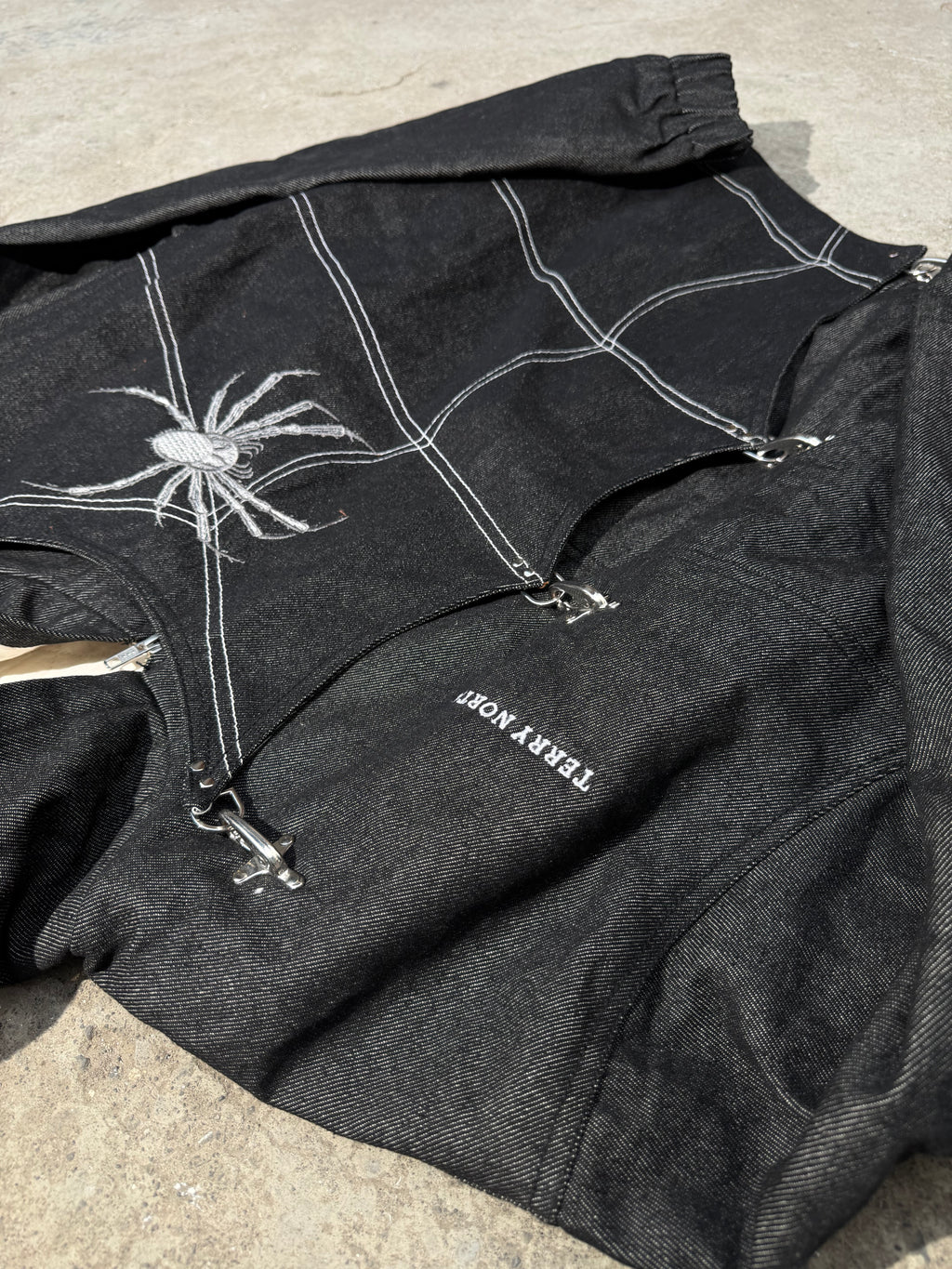 WEBBED CLAPS JACKET