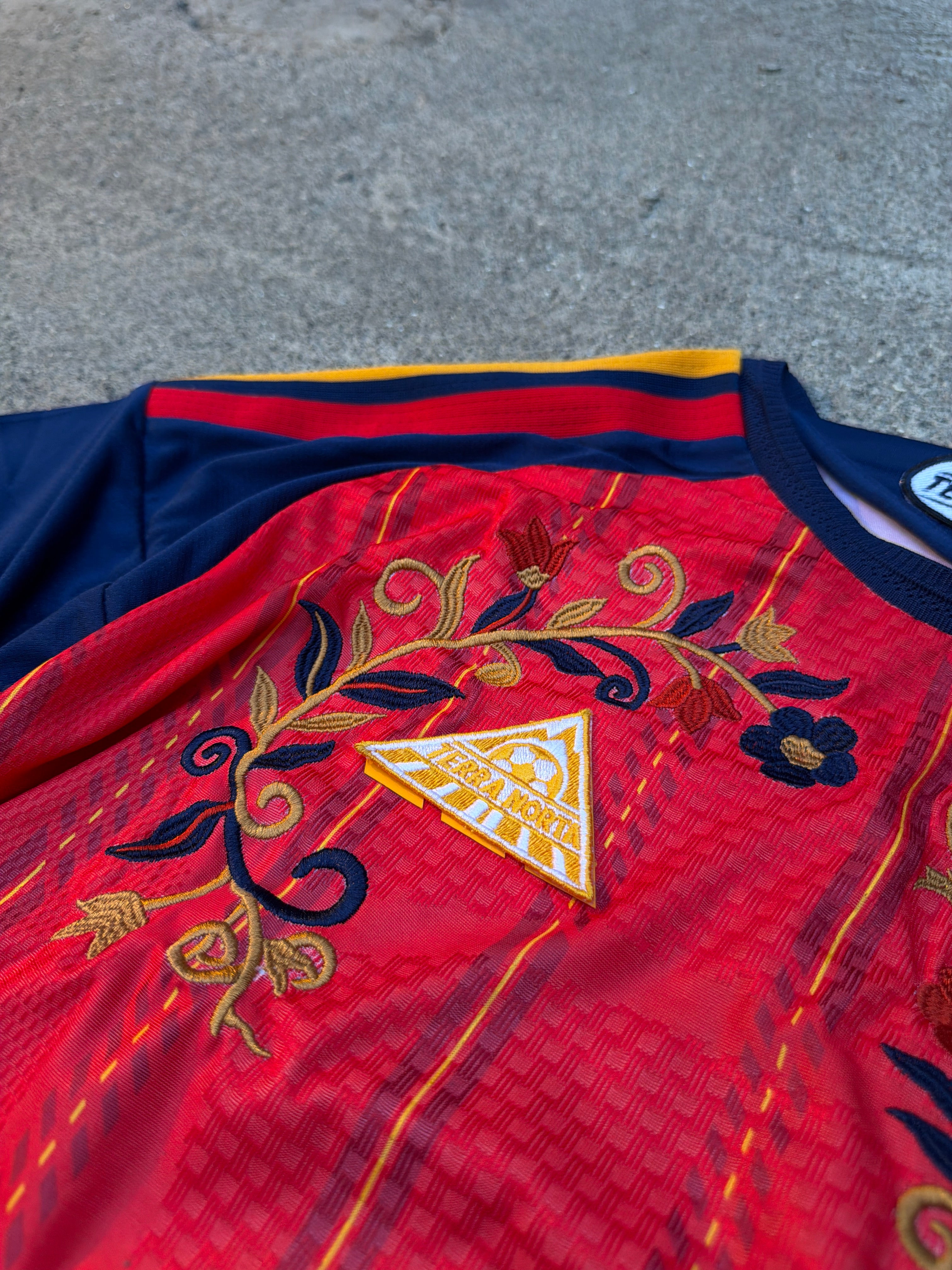 SPAIN EMBROIDERY JERSEY